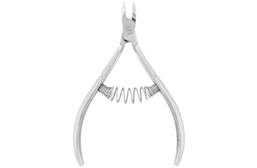 Jimy USA curved nail clippers used for precise grooming in NYC 2025