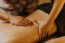What Does an Osteopath Do & How to Find One Near Me?